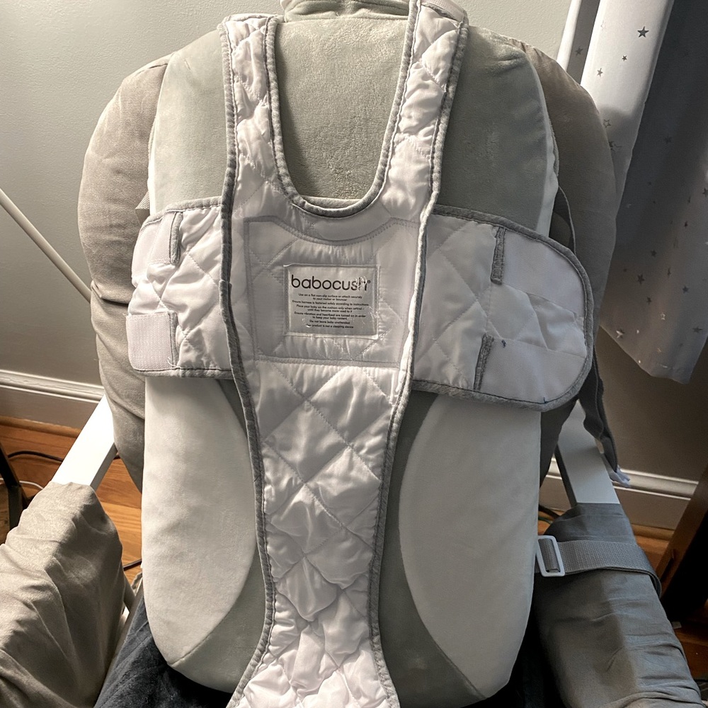 Gently used for only 1 month babocush tummy cushion for reflux and spit up.